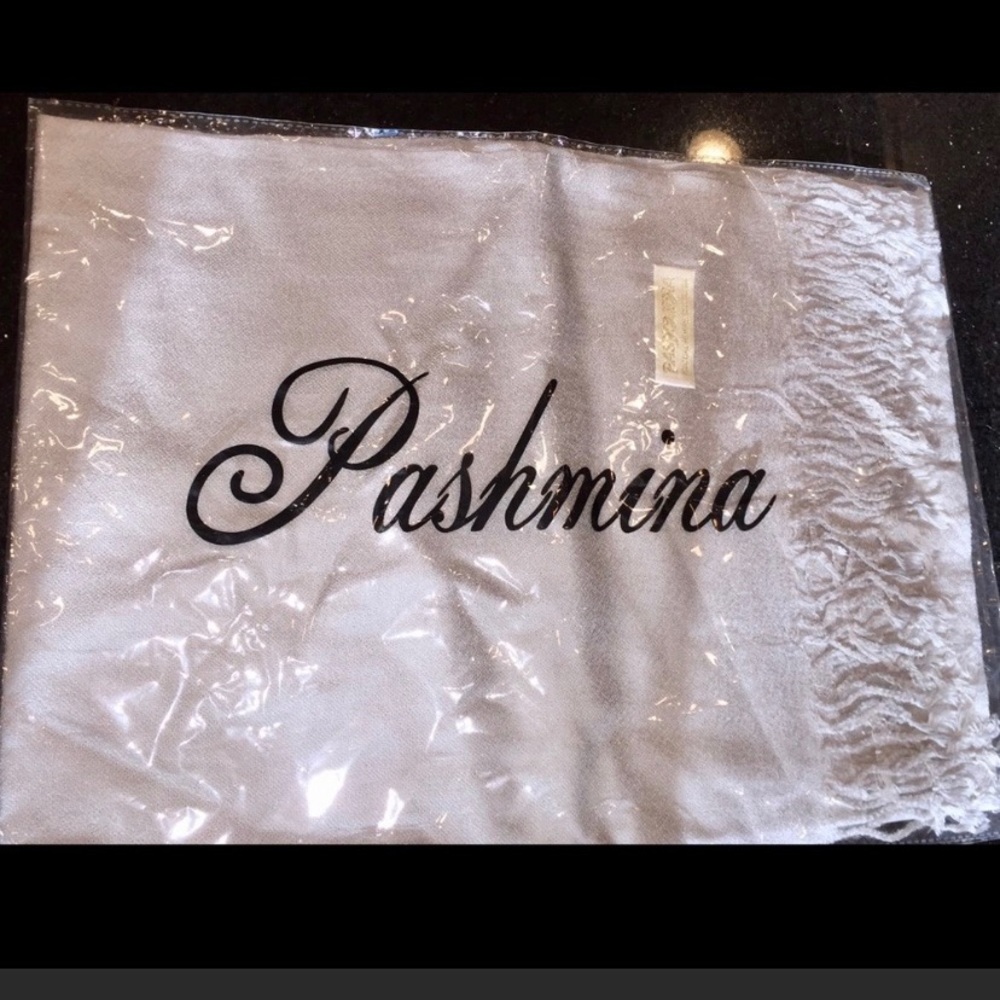 Pashmina 70% Cashmere
